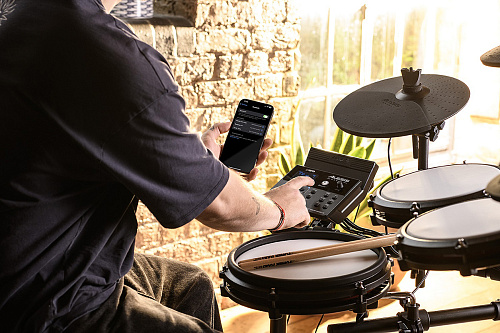 Alesis Nitro Max Kit Электроная ударная установка.